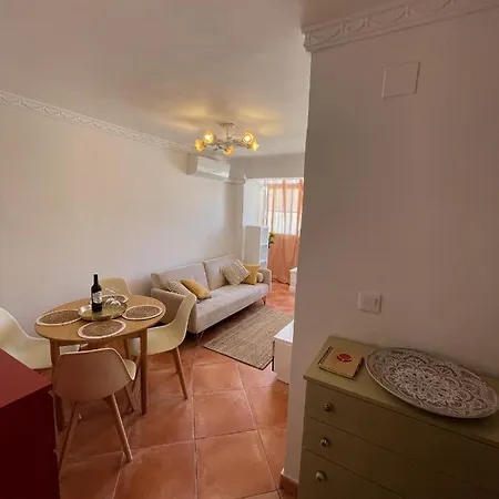 2-bedroom With Panoramic Terrace Center Apartament