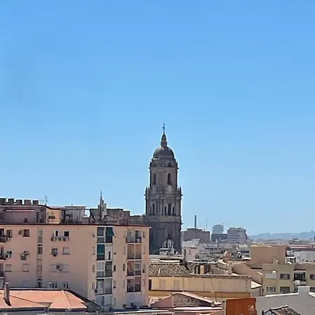 Two Bedroom In Center With Views Appartamento