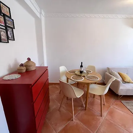 Appartamento Two Bedroom In Center With Views Málaga